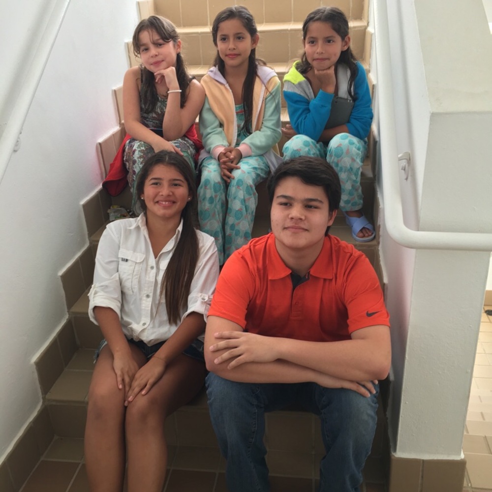 Meet your Posher, Ines